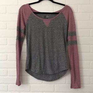 ★lightly worn cute top from pacsun★